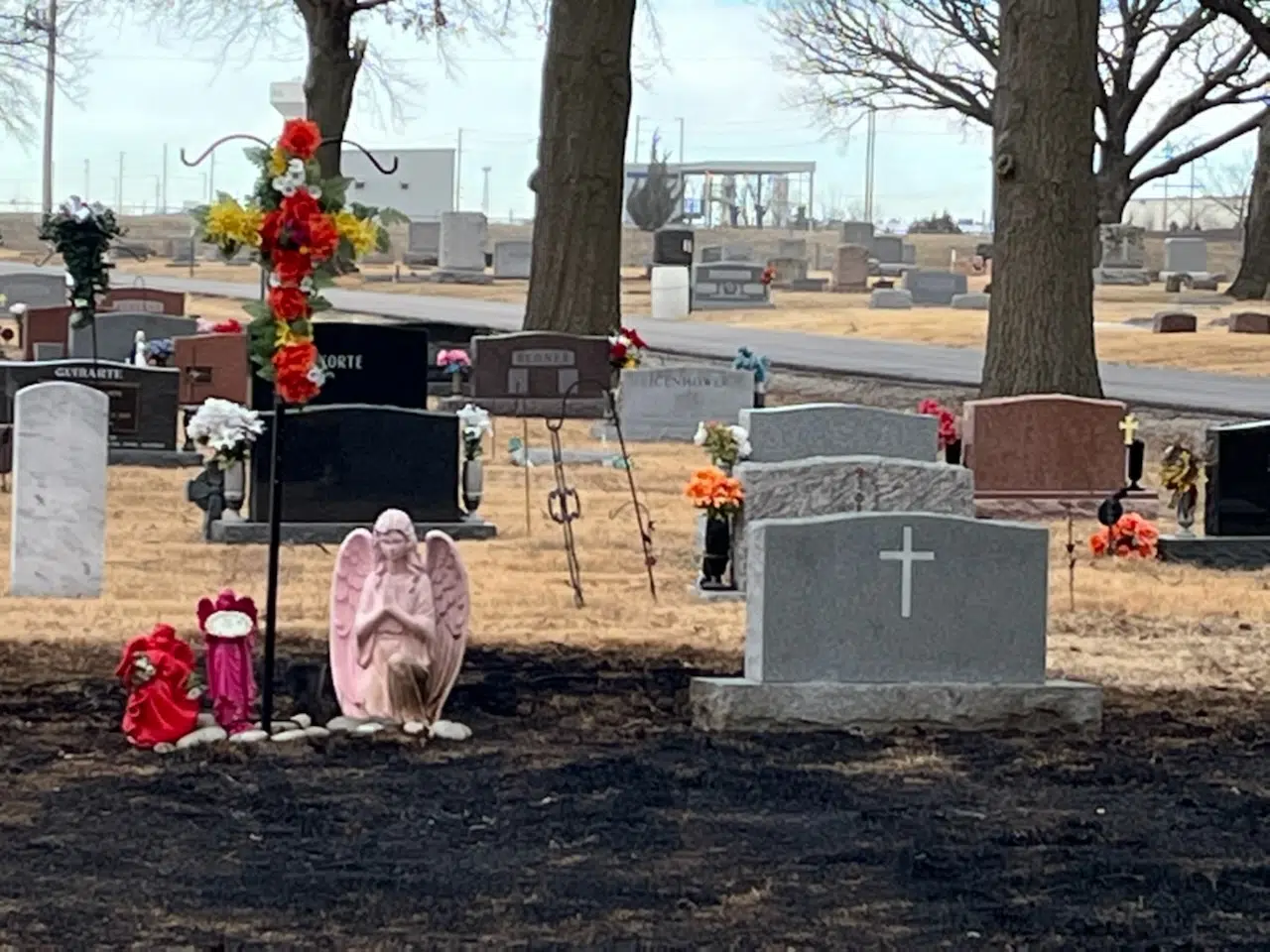 Lyon County deputies determine cause of small Americus grass fire; Sacred Heart Cemetery fire deemed accidental