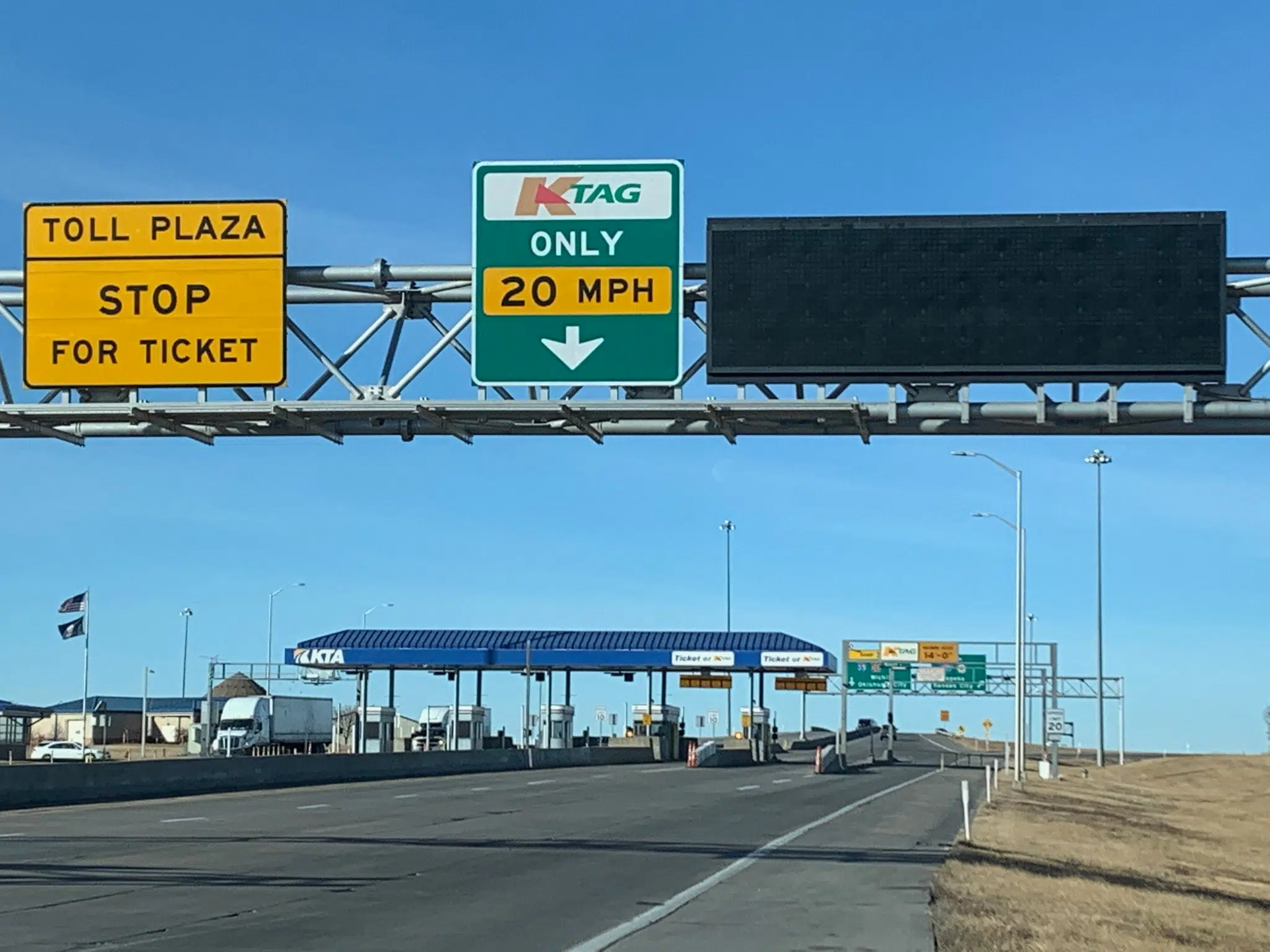 Kansas Turnpike Authority reports solid financial year as work continues towards cashless tolling