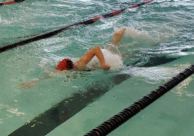 Emporia High girls swim and dive team 4th at Shawnee Mission North