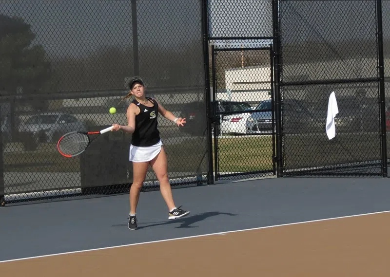 Missouri Western defeats Emporia State womens tennis in MIAA opener