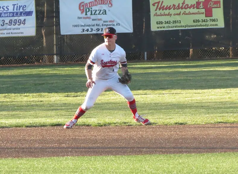 Emporia High baseball swept by Manhattan