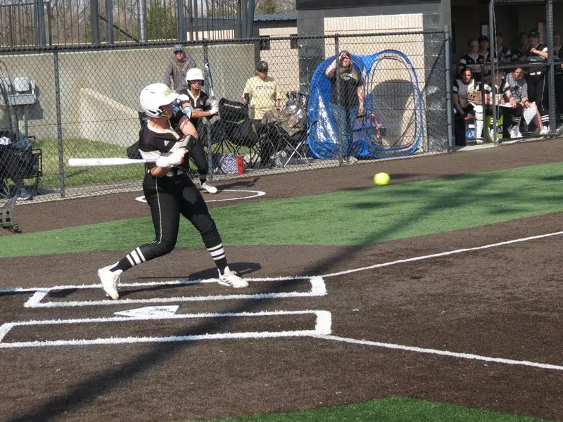 Emporia State softball swept by Washburn, clinch spot in MIAA tournament