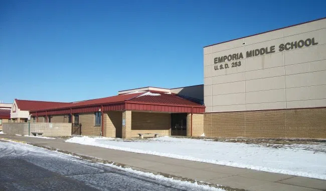 Emporia Middle School closing at 1 pm due to fire line break