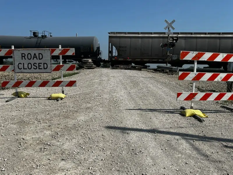 BNSF extends crossing closure near Neosho Rapids, announces Road P closure for next week