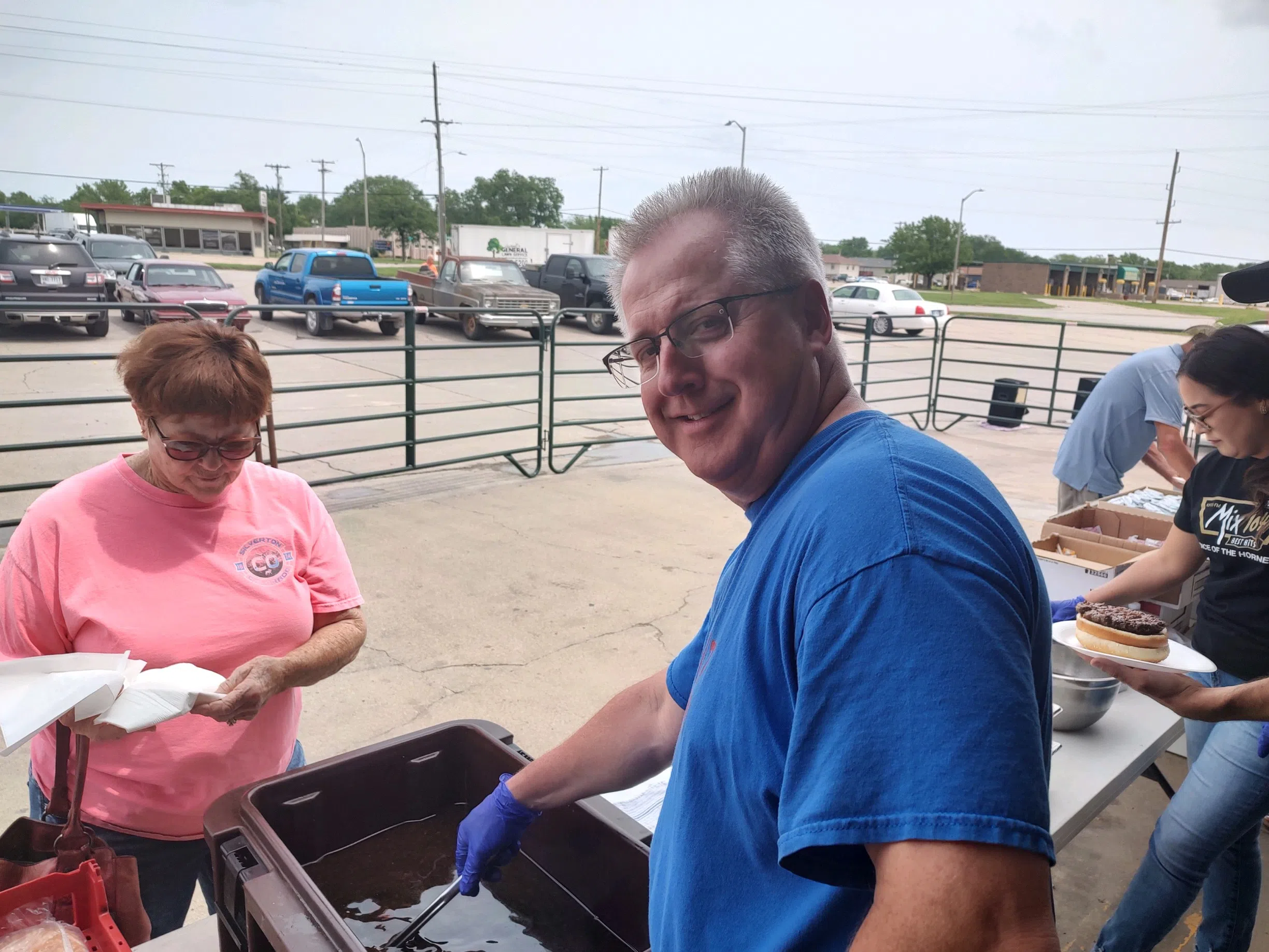 KVOE says thank you to loyal listeners with annual listener appreciation Barbecue Friday