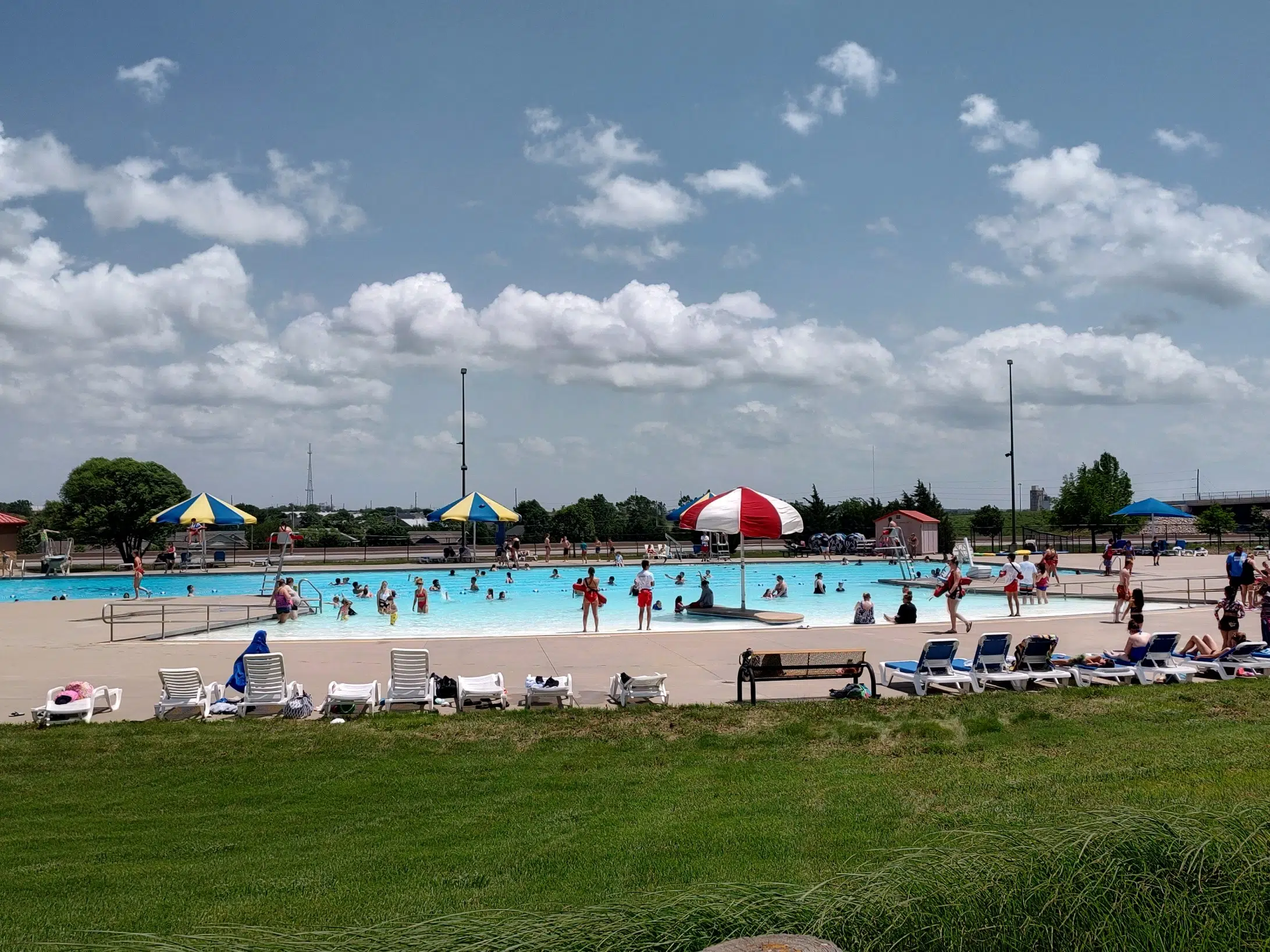 Jones Aquatic Center hosting patriotic parade Monday