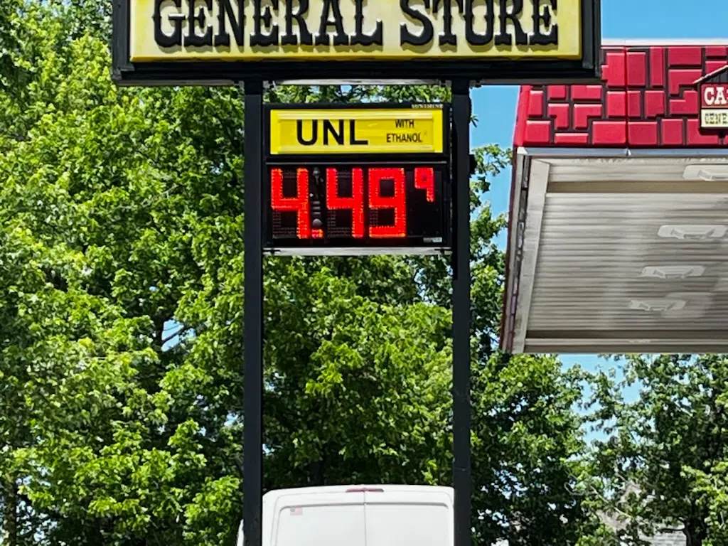 Gas prices now approaching $4.50 areawide