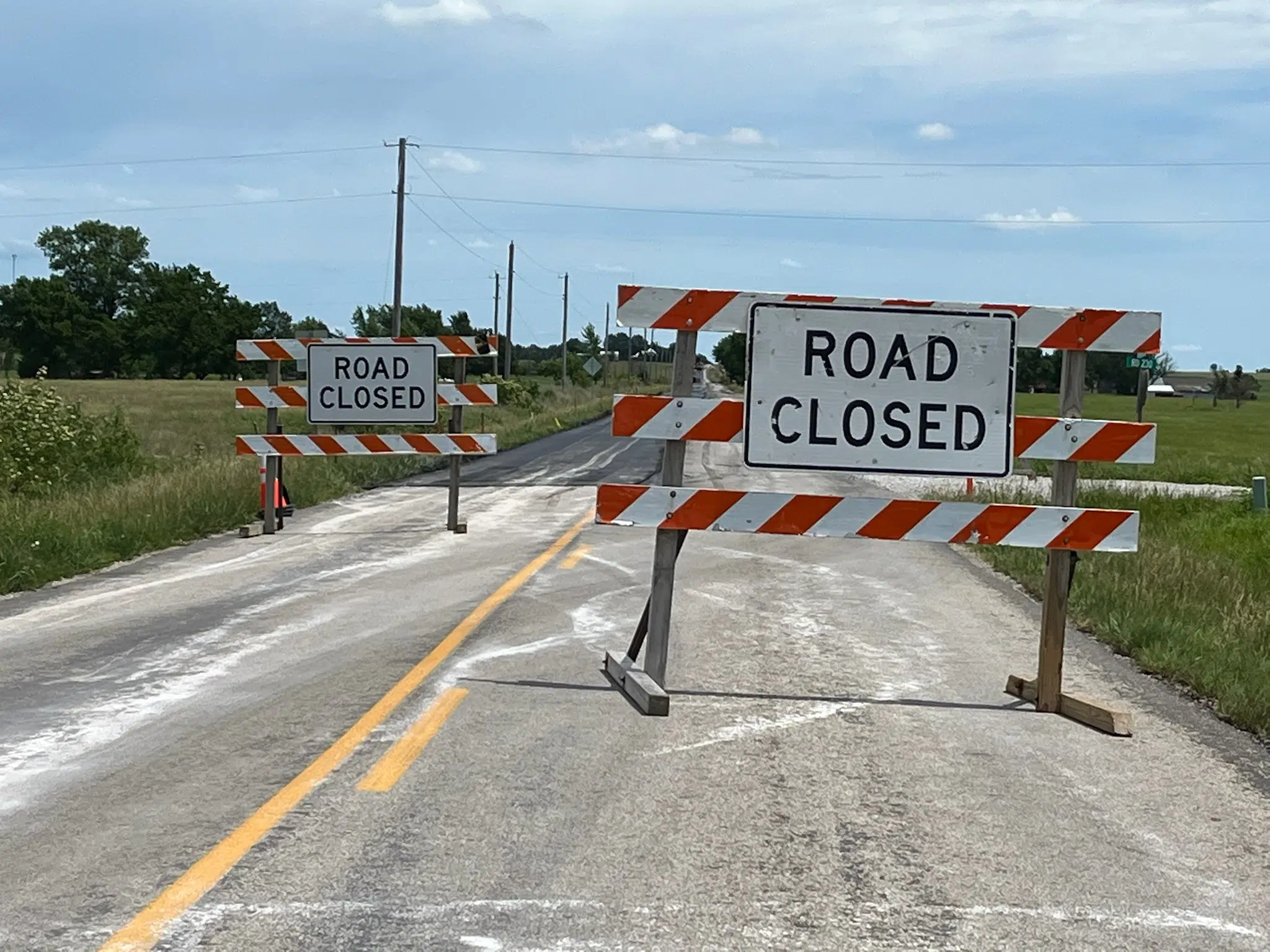 ROAD CONSTRUCTION: Resurfacing underway on Burlingame Road; bridge to be raised near KTA Admire exit