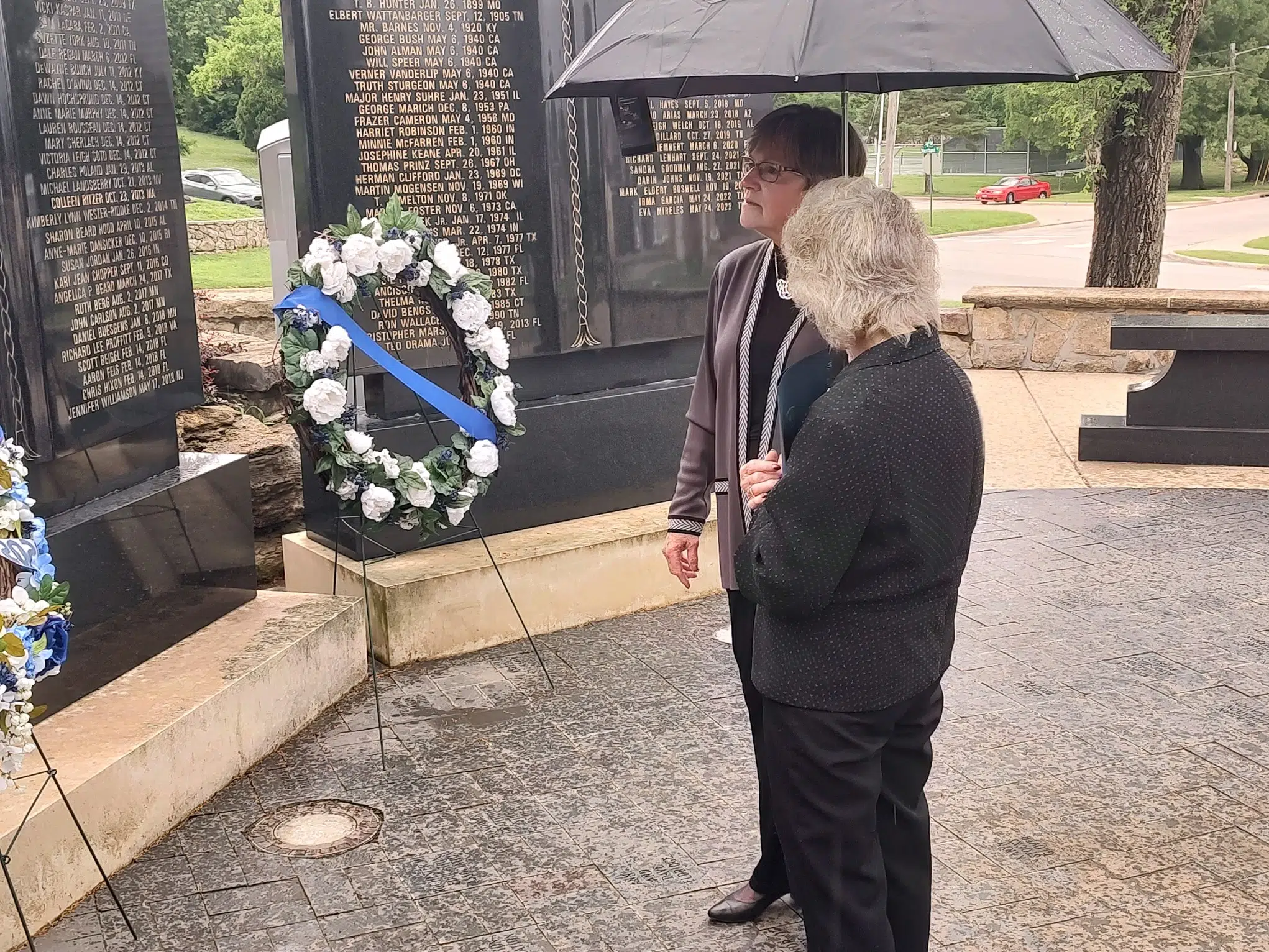 Visit to National Memorial to Fallen Educators increases Kansas Governor Laura Kelly's determination to combat gun violence