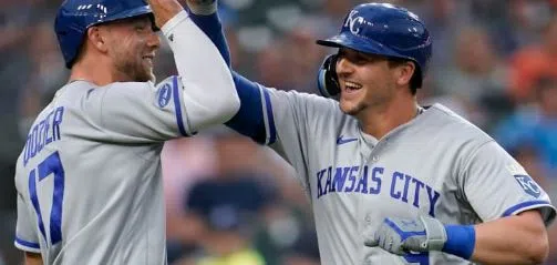 Royals outscore Tigers 3-1