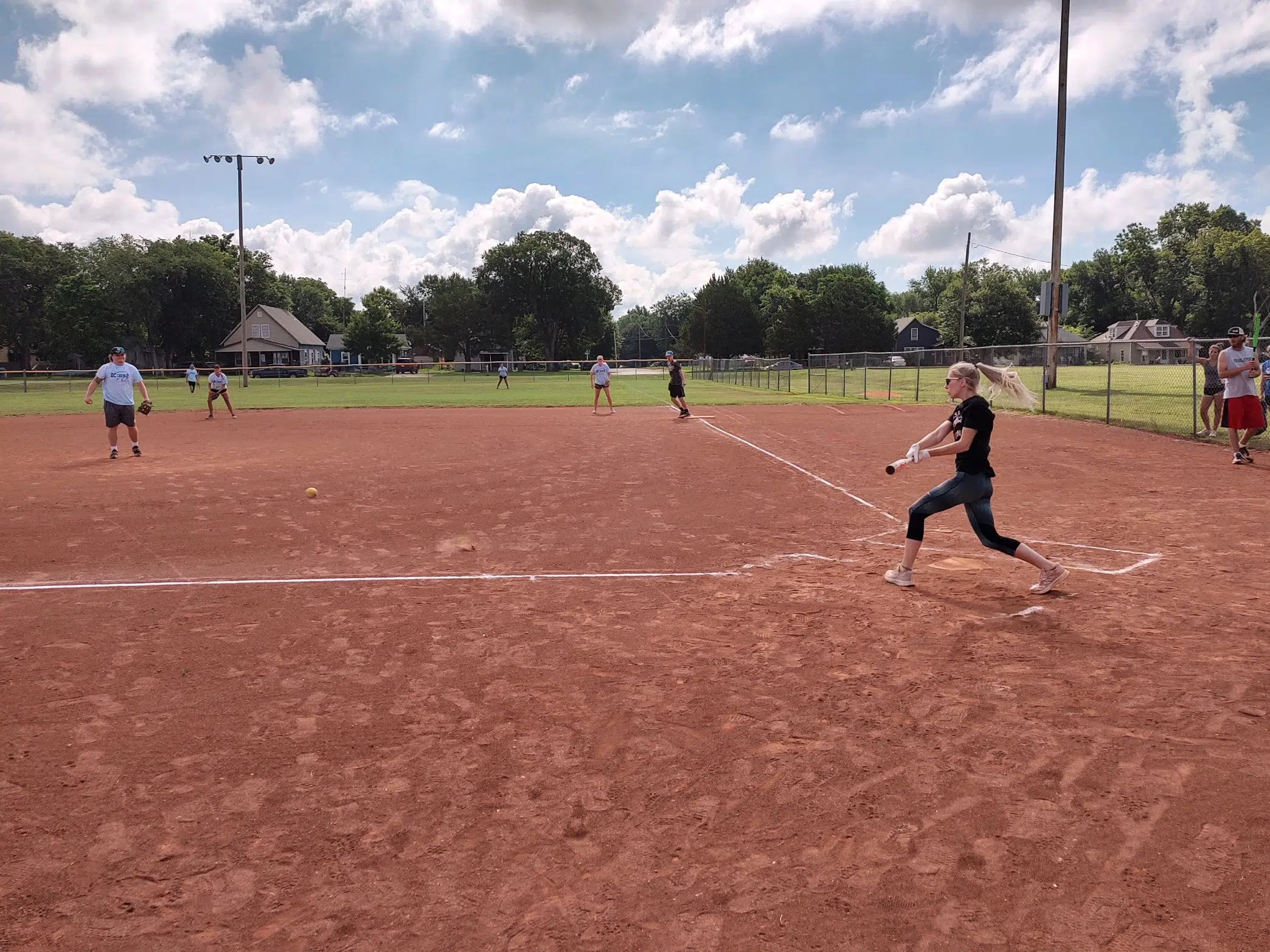 Second annual Bryan Douglas Memorial Softball tournament supports mother of five battling cancer