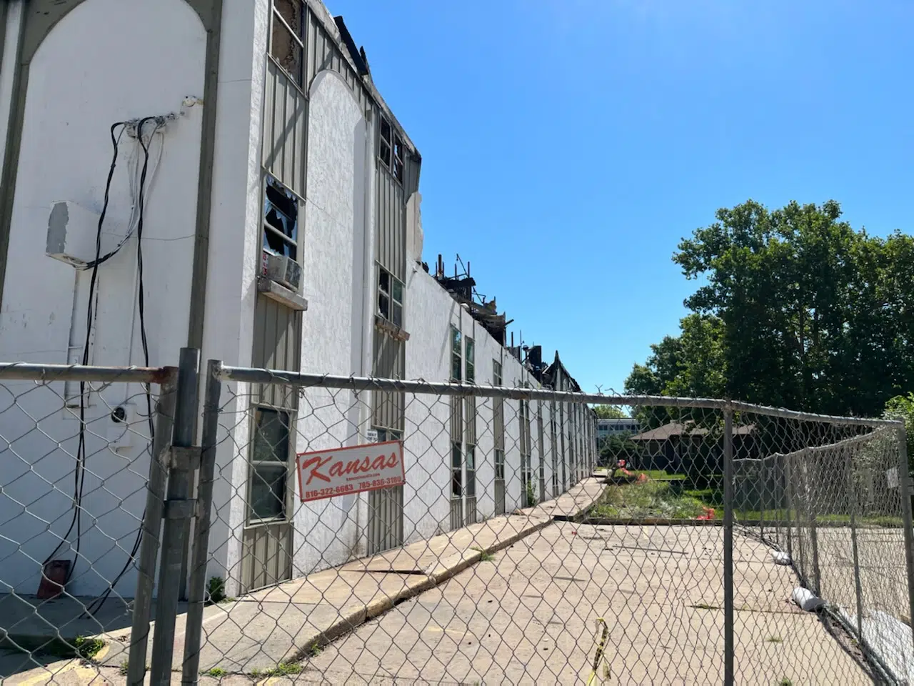 City of Emporia moving forward with demolition of former Hornets Point Apartment building