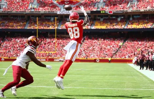 Kansas City Chiefs defeat Washington Commanders 24-14