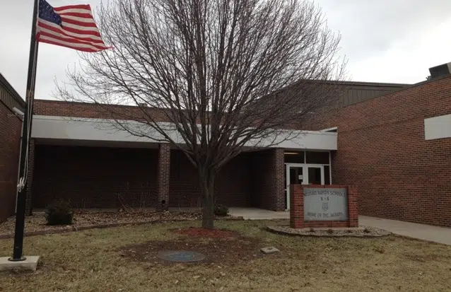 Report of Neosho Rapids Elementary gas leak unfounded; students and staff move briefly to reunification point