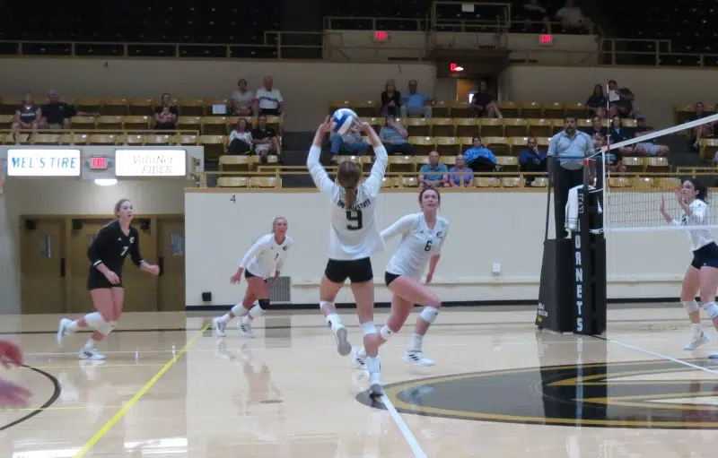 Emporia State volleyball swept by Central Oklahoma