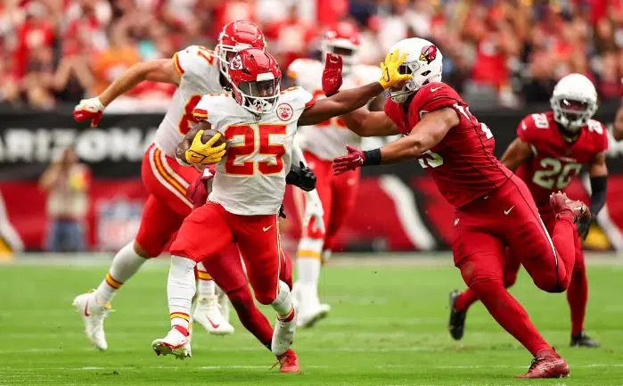 Kansas City Chiefs defeat Arizona 44-21 in season opener