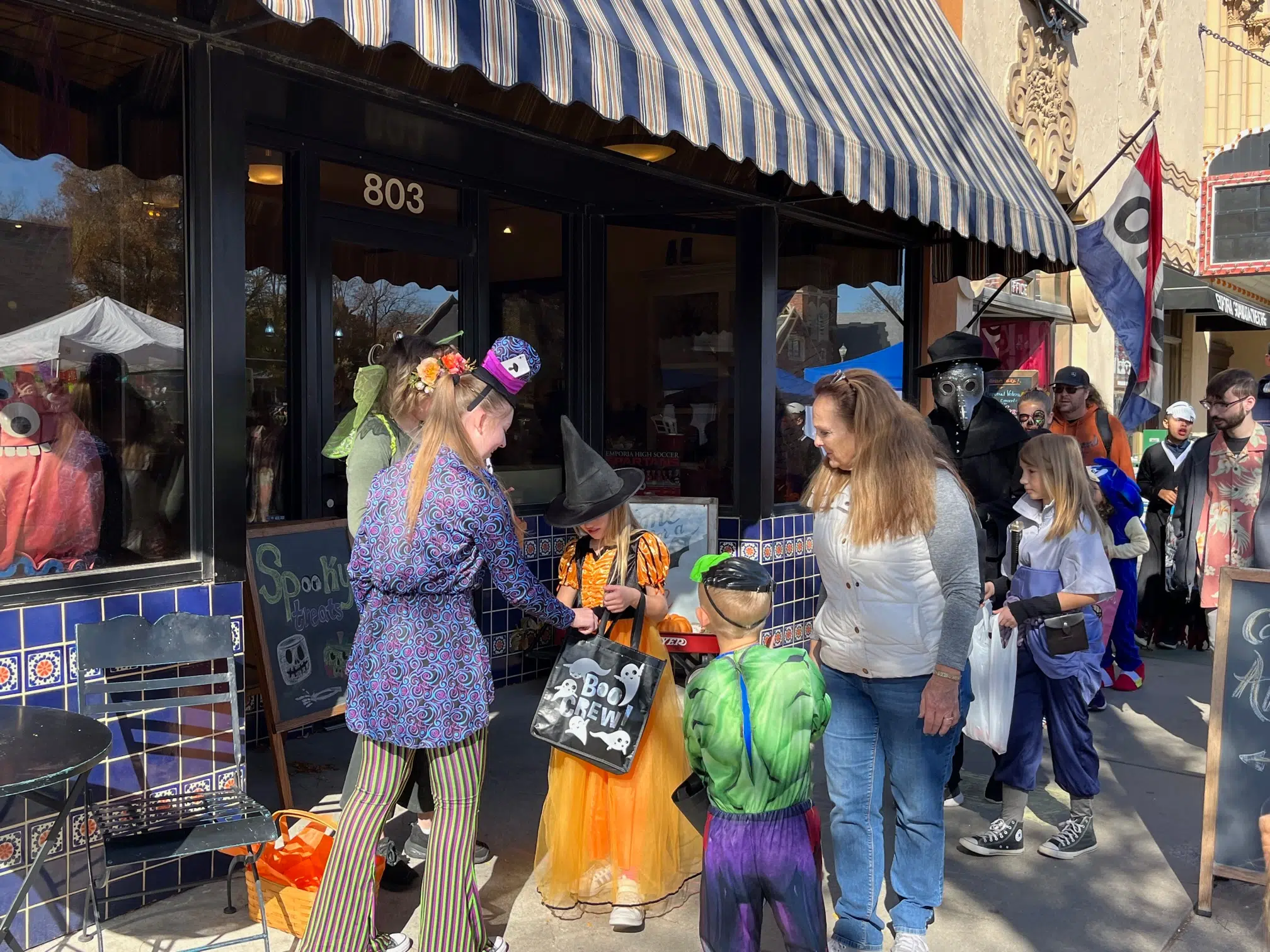 Emporia Main Street has successful turnout for Halloween festivities