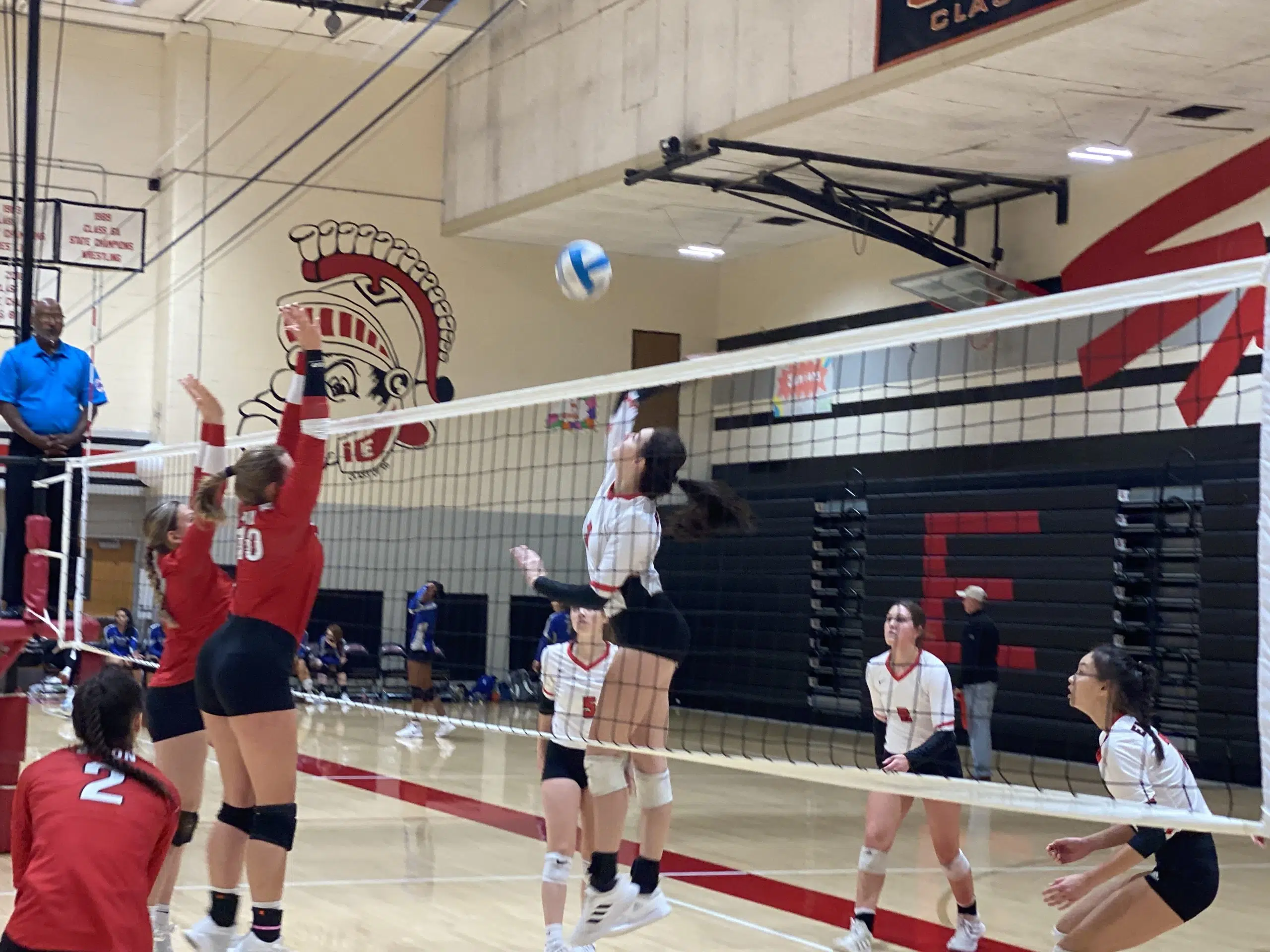 Emporia High volleyball finishes fourth in home tournament