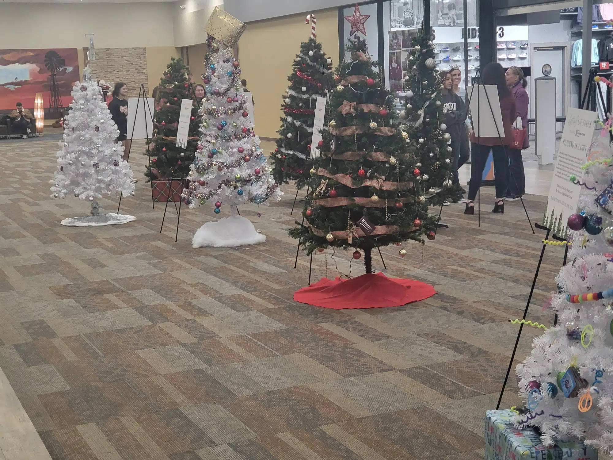 Festival of Trees auction to close down fundraiser Monday