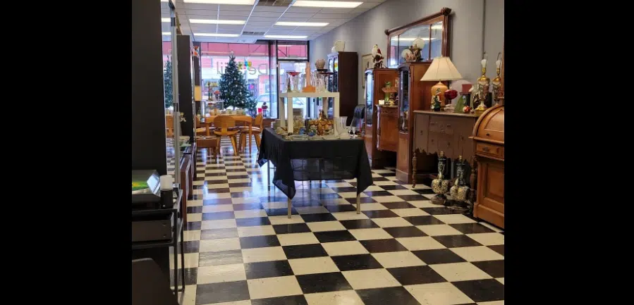 New antiques, art store opens in downtown Emporia