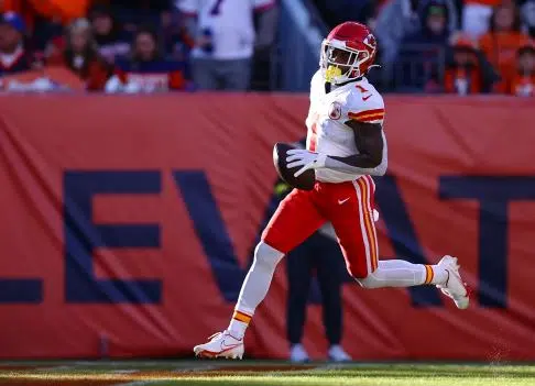 Kansas City Chiefs outscore Houston 30-24 in overtime