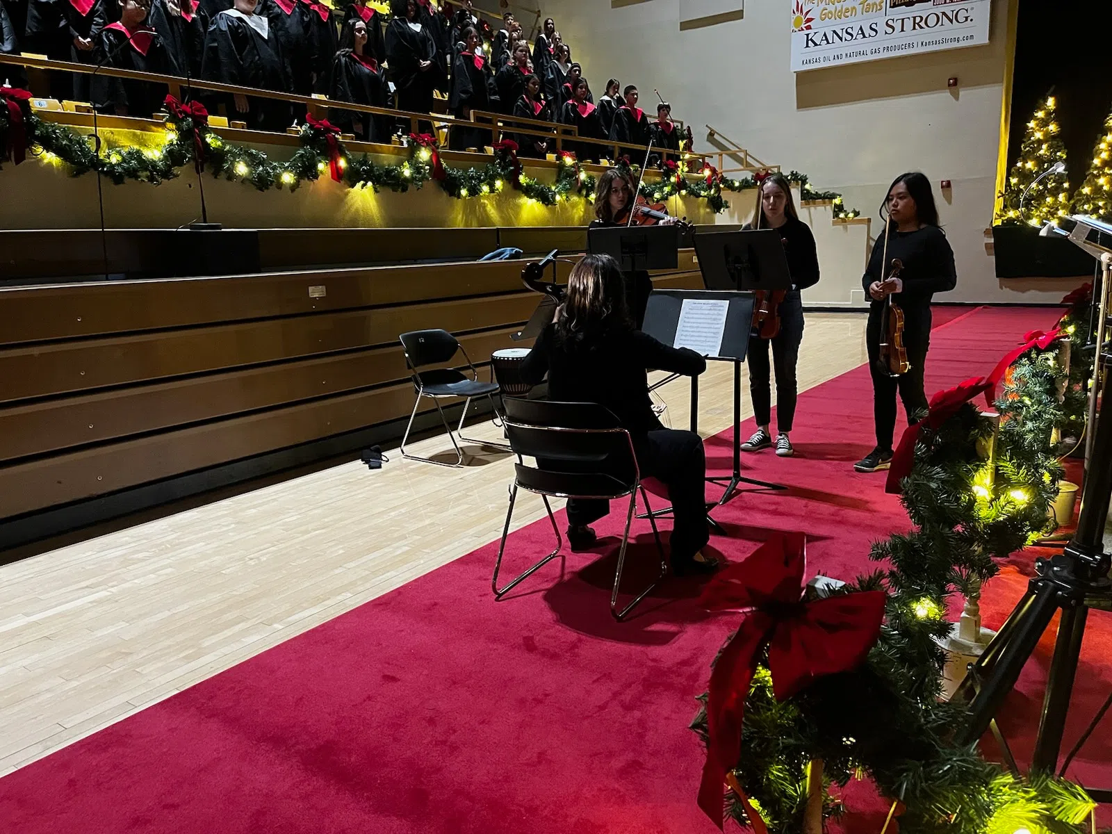 USD 253's Seasonal Celebration brings holiday music to White Auditorium