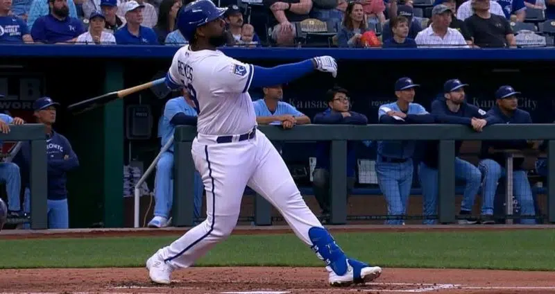 Blue Jays outscore Royals 4-1