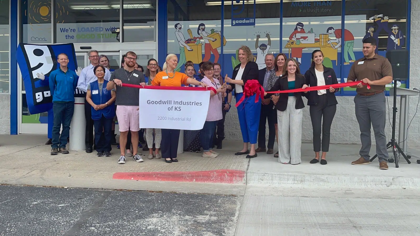 Goodwill opens doors to new store in west Emporia