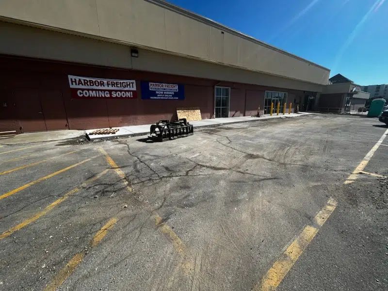 Harbor Freight announces up to 30 new jobs when store opens at Flinthills Mall this fall