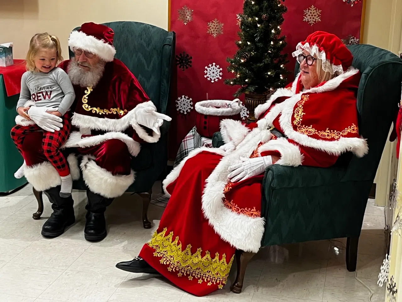 Emporia Public Library fills quickly for Breakfast with Santa