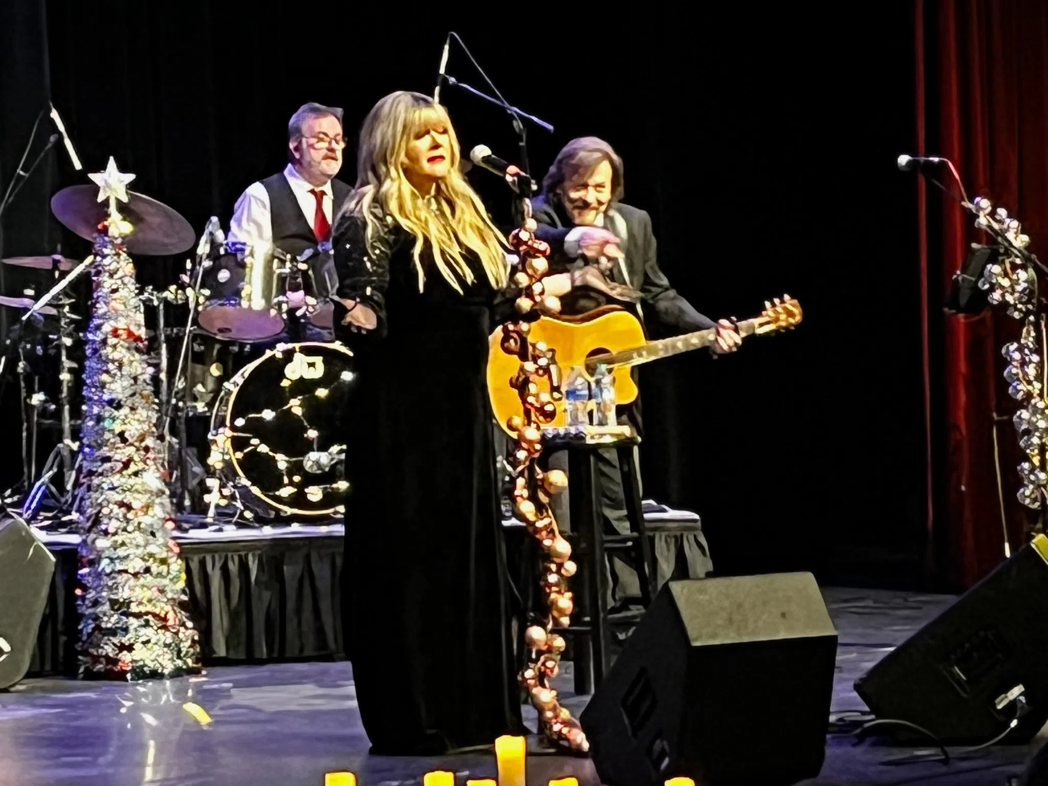 Country star Jamie O'Neal brings holiday hits to Emporia Granada Theatre