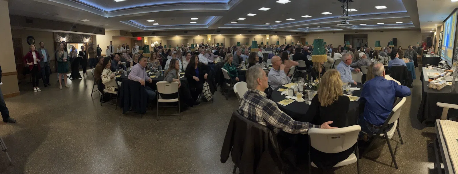 Green Machine Gala a rousing fundraiser for Olpe Fitness Park