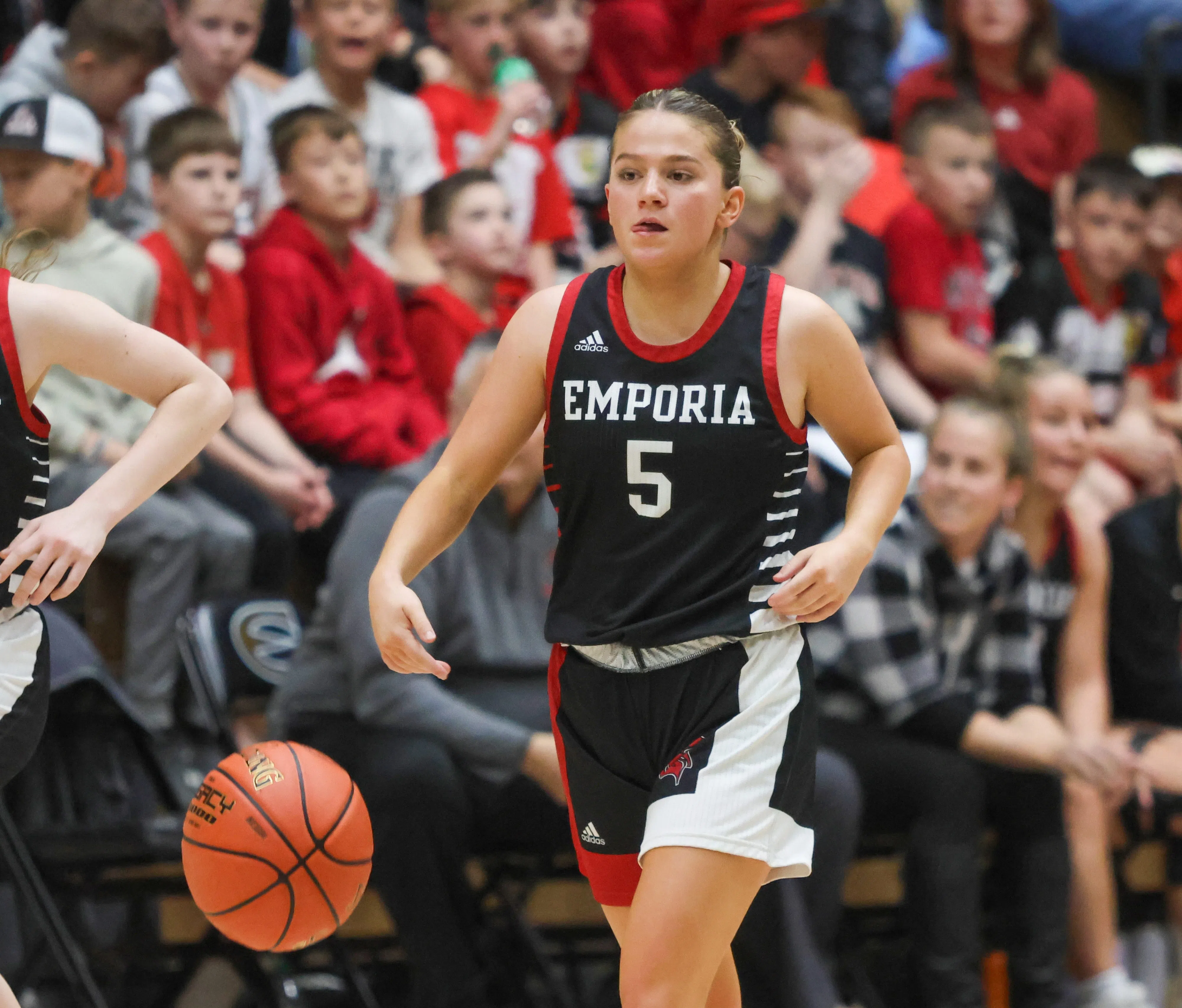 Emporia High girls see 20-game winning streak snapped in 5A state semifinal against Maize South