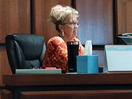 Lyon County Clerk Tammy Vopat announces retirement plans, endorses Amie Jackson for next county clerk