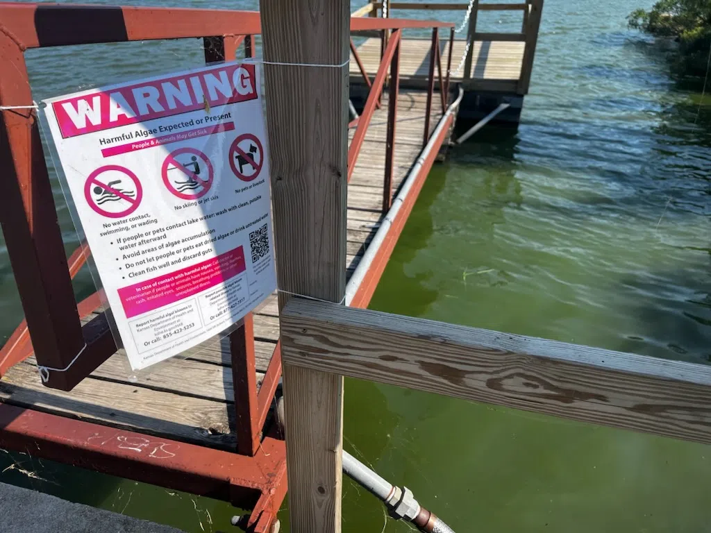 Algae warning remains for ESU's King Lake