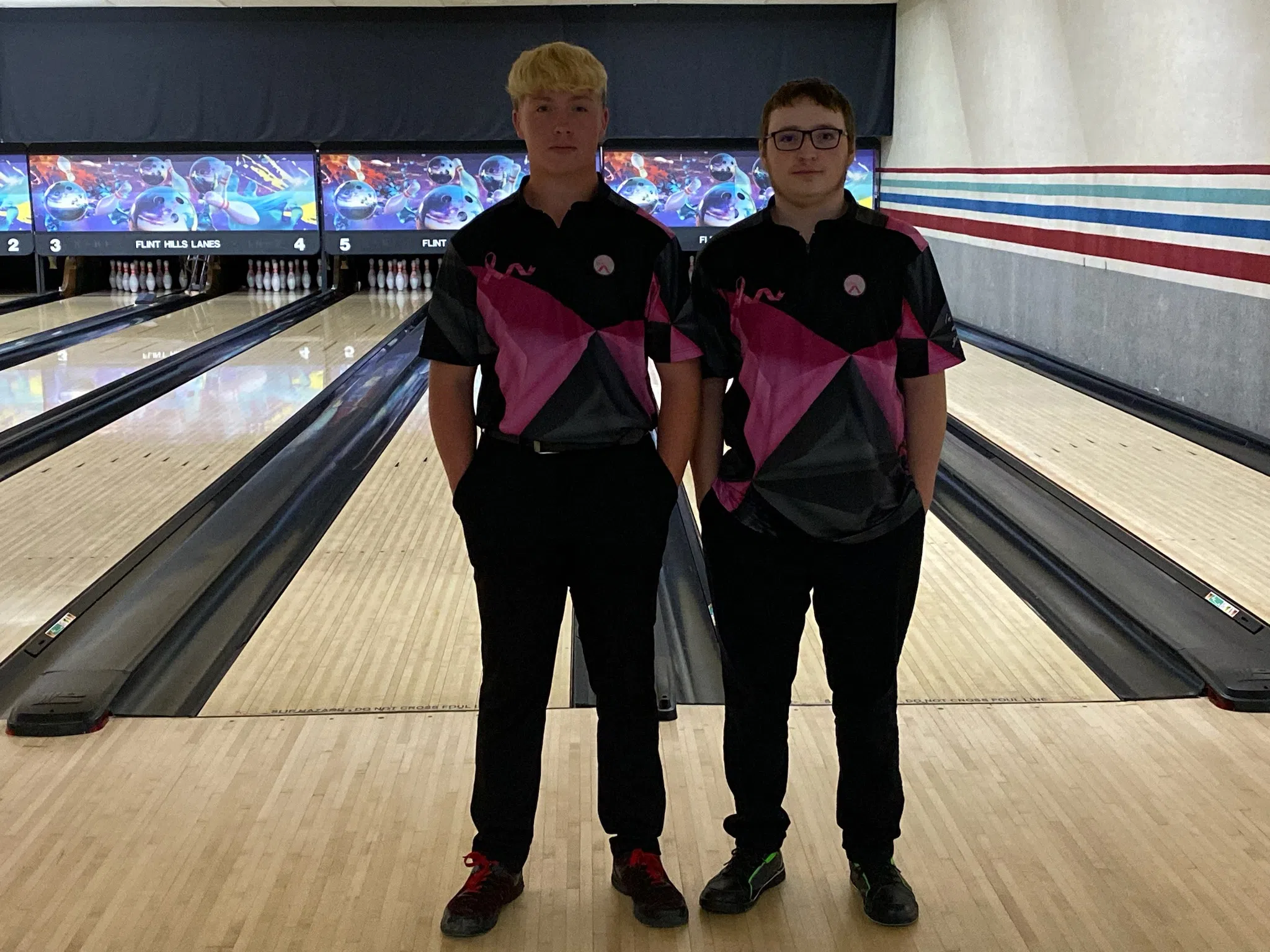 Emporia High's Caydrick Crouch, Nate Green to bowl in 2024 Junior Gold Championships