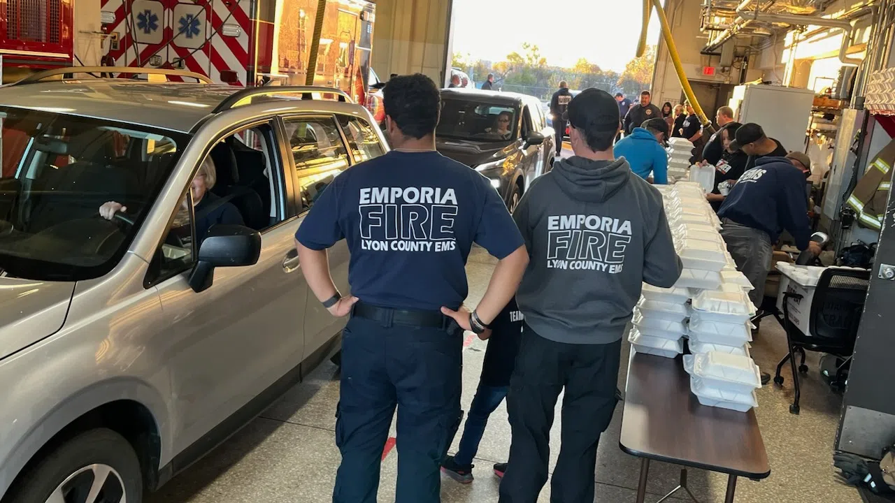 Line at Fire Station 2 demonstrates support for childhood leukemia patient James Nunley