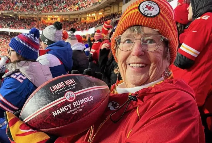 Kansas City Chiefs make Legacy Seat honoree Nancy Rumold feel like royalty during AFC Championship game