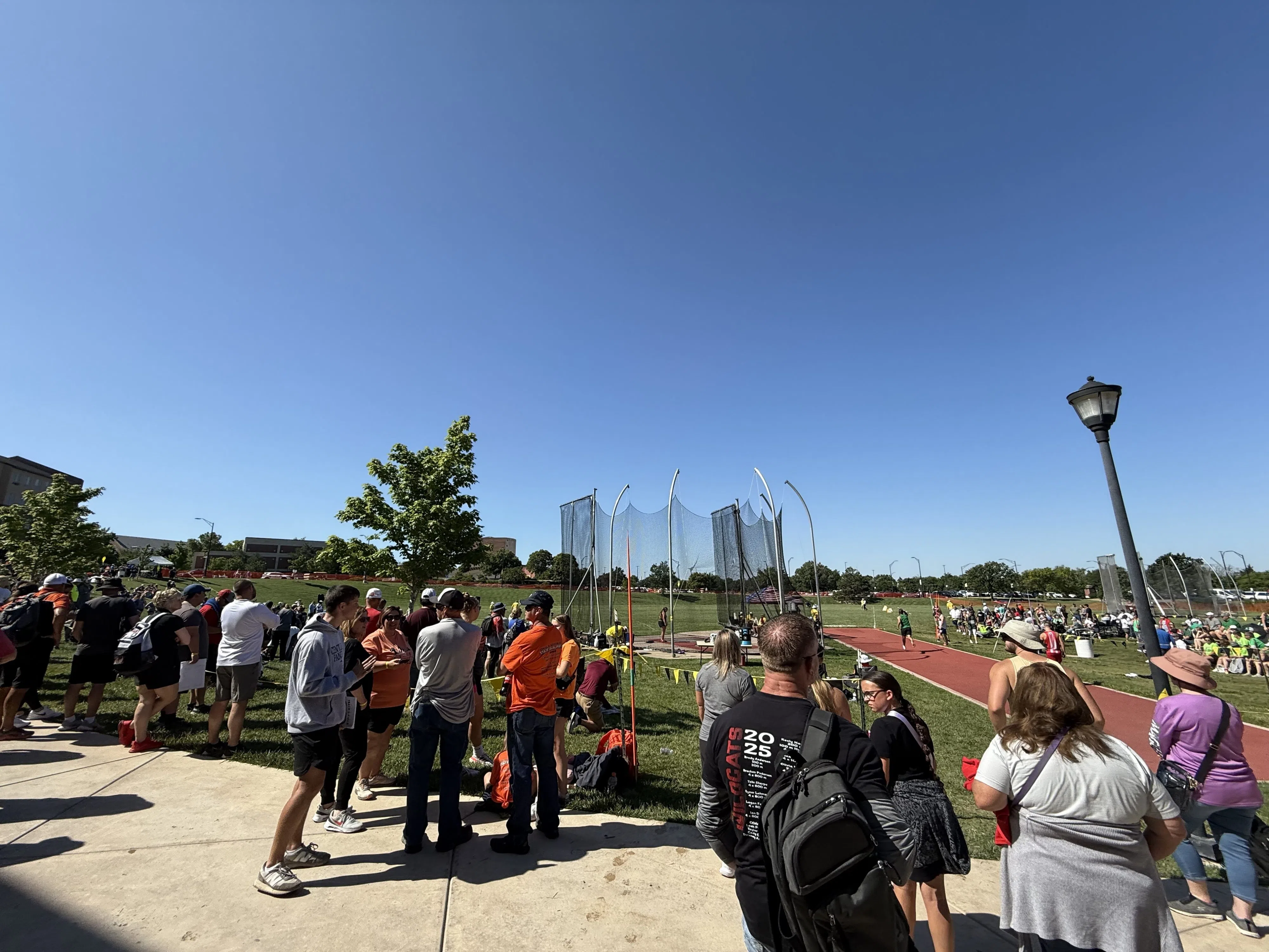 State Track and Field Day 1 Results: Olpe's Kaleb Arnold claims 1A 3,200m state championship, Chase County's Luke Budke claims 2A title in pole vault