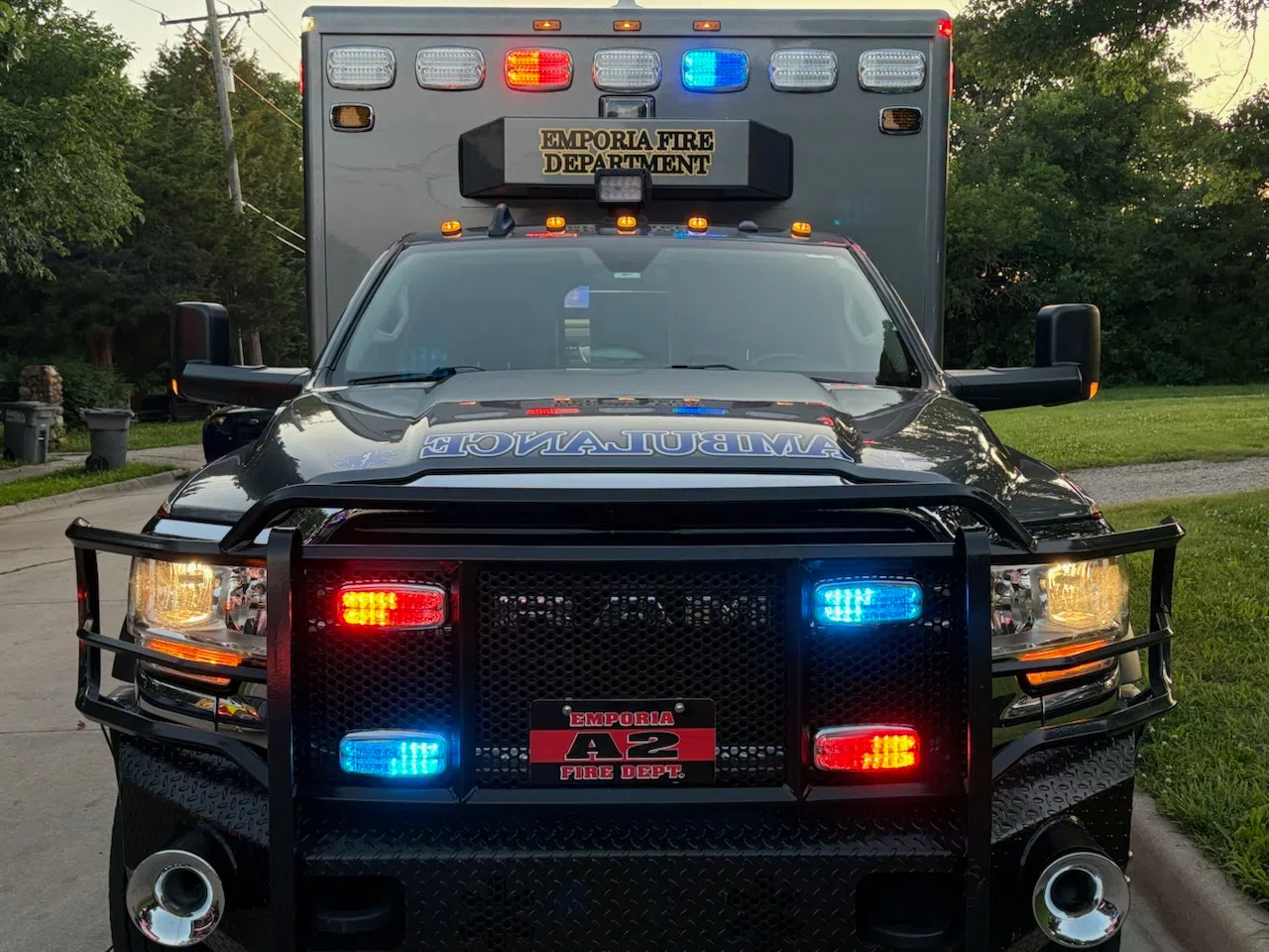 One hurt after vehicle hits telephone pole in east Emporia