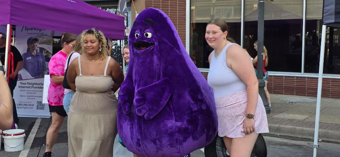 Welcome Back Block Party sets positive tone for ESU, FHTC students