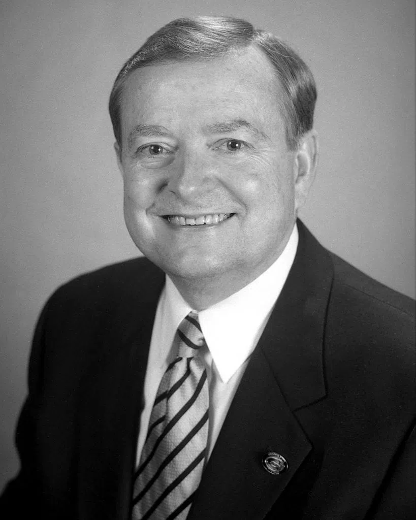 Longtime ESU professor, Emporia community servant Bob Grover passes away