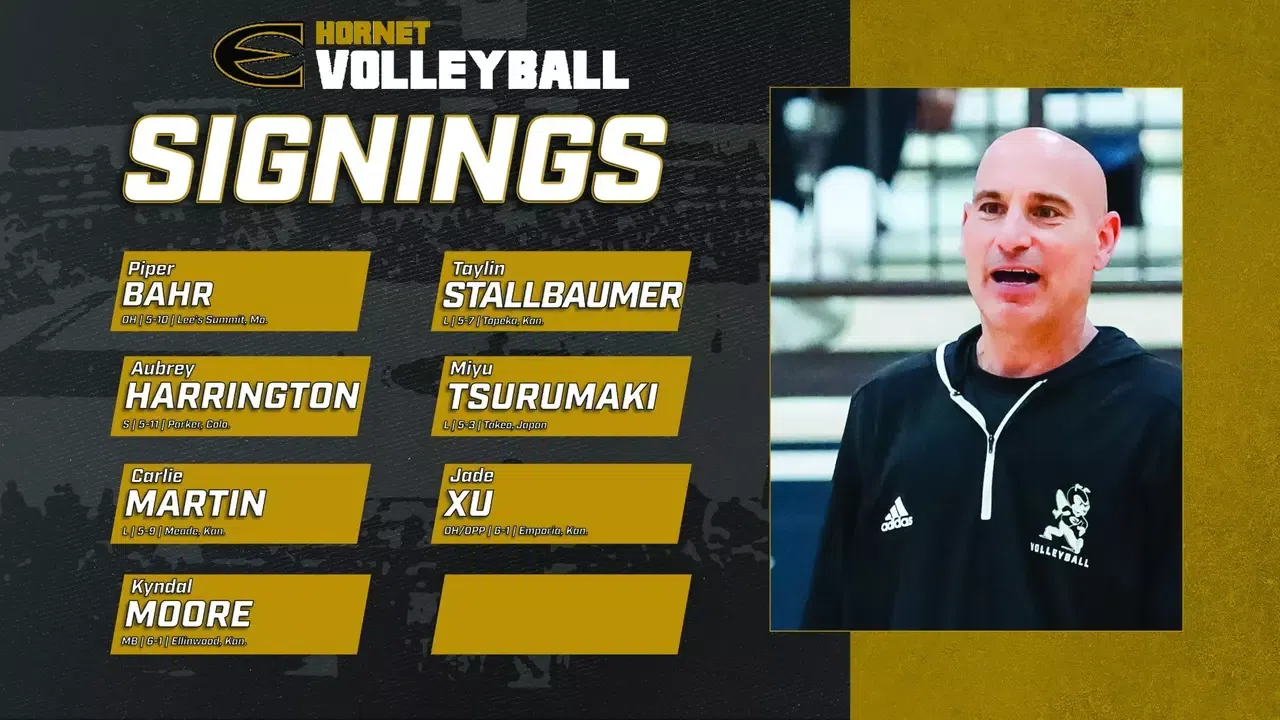 Murczek Signs Seven for Lady Hornet Volleyball