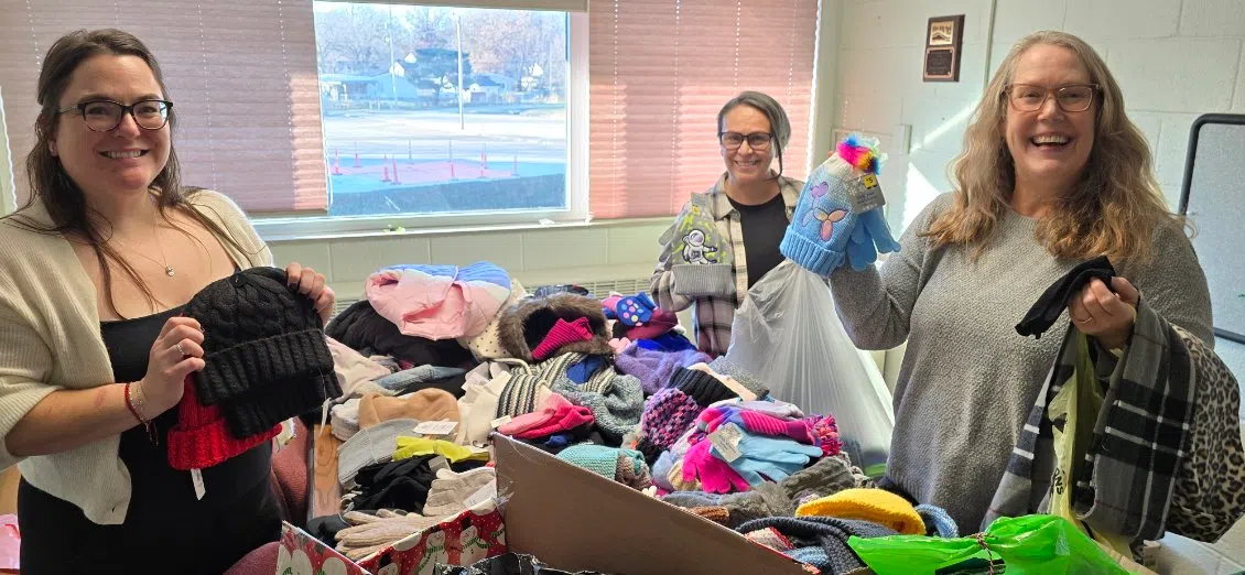 KVOE Mitten Tree Drive generates more than 430 clothing items for SOS, Emporia's Salvation Army and Emporia High School Spartan Stop