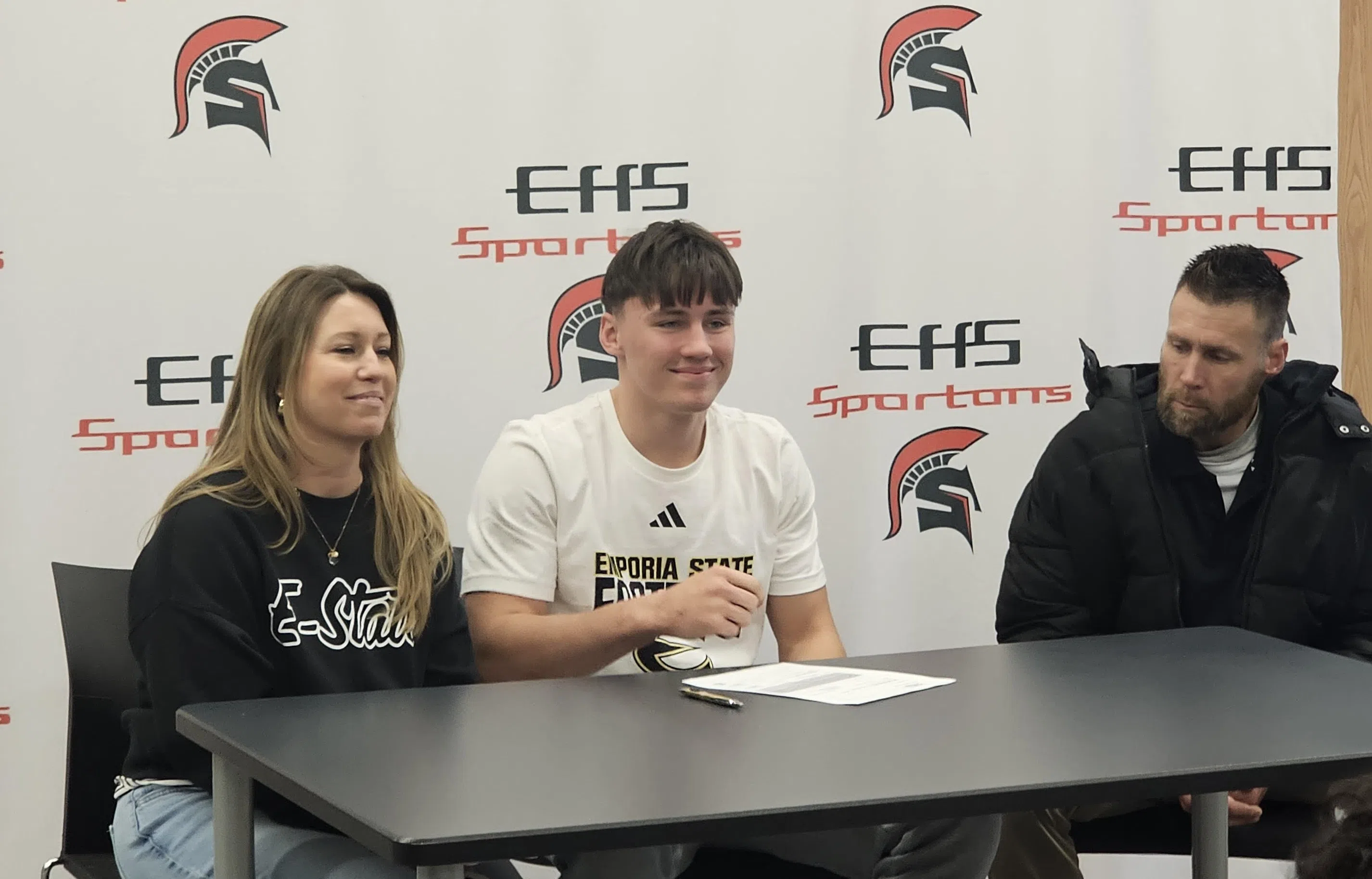 Rylan Crowell Signs with ESU Football