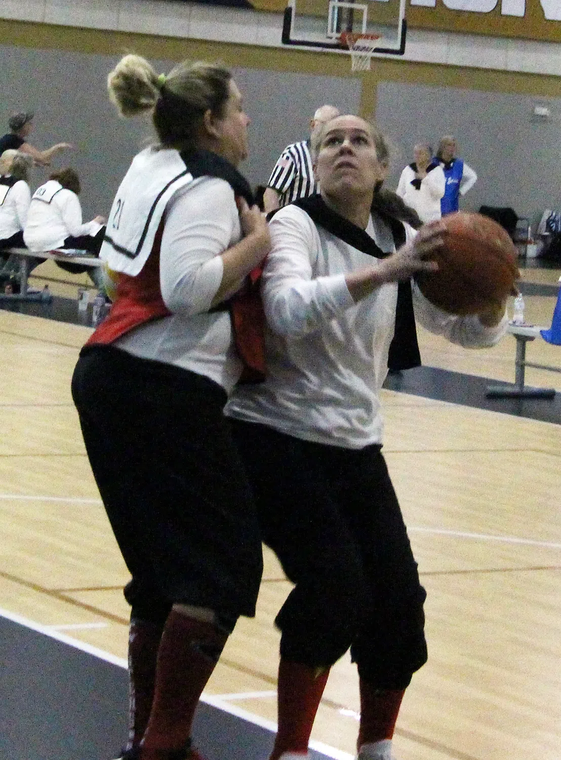 Hot Flashes Knock Off Two from Oklahoma