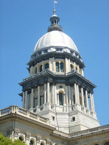 Illinois Senate Waiting On Agreement 