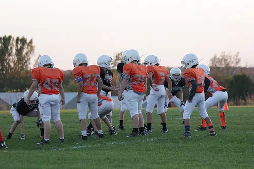 No Ban On Illinois Youth Tackle Football This Spring