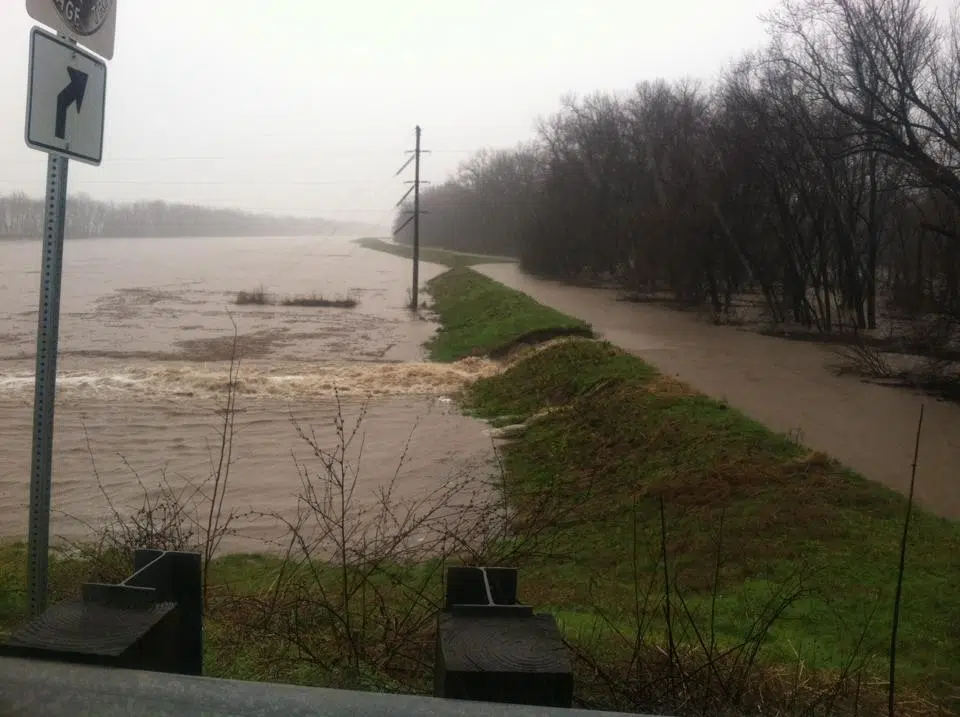 Reports of Levee breaks on Kaskaskia River, but Route 51 and 40 both still open-pic included