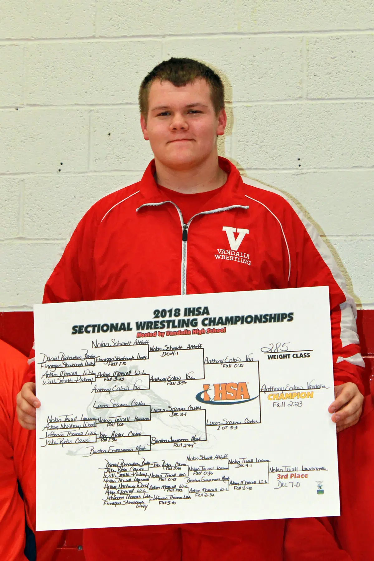 Anthony Enlow Is 285lb Champion at Individual Wrestling Sectional, Qualifies for State Tournament